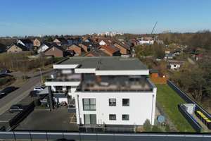 Zukunftssichere Kapitalanlage:
Energieeffizientes Mehrfamilienhaus mit 7
Wohneinheiten – Die vollständige Adresse der Immobilie erhältst du vom Anbieter., 52351 Wörthsiedlung, Düren – Vorschaubild 2