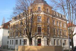 *2 Zimmer, Küche, Bad + EBK und Balkon*