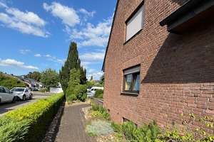 Teil Vermietetes Mehrfamilienhaus in Voerde – Die vollständige Adresse der Immobilie erhältst du vom Anbieter., 46562 Voerde (Niederrhein) – Vorschaubild 10