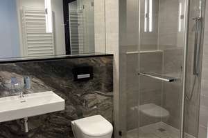Joachim-Friedrich-Str. 10a - 3-Zi. 100 qm - Parkett EBK Balkon Gäste-WC Aufzug  ab 01.01.2026 – Joachim-Friedrich-Str. 10a, 10711 Halensee, Berlin – Vorschaubild 12
