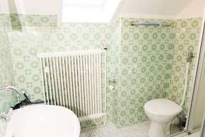 Property thumbnail 12