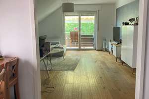 Helle 2 Zimmer DG Wohnung in Karlsruhe Beiertheim mit Balkon – Die vollständige Adresse der Immobilie erhältst du vom Anbieter., 76135 Beiertheim-Bulach, Karlsruhe – Vorschaubild 2