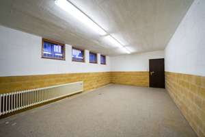 **Wohnen & Arbeiten unter einem Dach: 2 Wohneinheiten + Ladenlokal + 3 Garagen + Ausbaureserve** – Die vollständige Adresse der Immobilie erhältst du vom Anbieter., 50181 Bedburg – Vorschaubild 25
