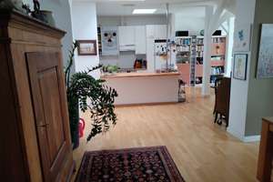 Einzigartiges 4,5 Zi. DG Kudamm, große SW-Terrasse, Balkon provisons- und bezugsfrei – Die vollständige Adresse der Immobilie erhältst du vom Anbieter., 10789 Charlottenburg, Berlin – Vorschaubild 16