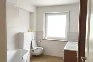 Viel Wohnraum für die Familie ............... Garten, Garage, gute MVV-Anbindung – München (Kreis) – Vorschaubild 17
