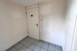 Sofort freie 2-Zimmer-Eigentumswohnung mit verglaster Südloggia in sehr gefragter Lage! – Die vollständige Adresse der Immobilie erhältst du vom Anbieter., 70567 Möhringen-Süd, Stuttgart – Vorschaubild 11
