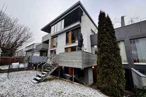 Wohnen mit Charakter: Großzügige 5-Zimmer-Wohnung in Ulm – Welserweg 1/1, 89077 Weststadt, Ulm – Vorschaubild 17