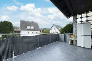 Großzügiges Ein- bis Zweifamilienhaus mit Garage und Garten! – Bayreuth (Kreis) – Vorschaubild 8
