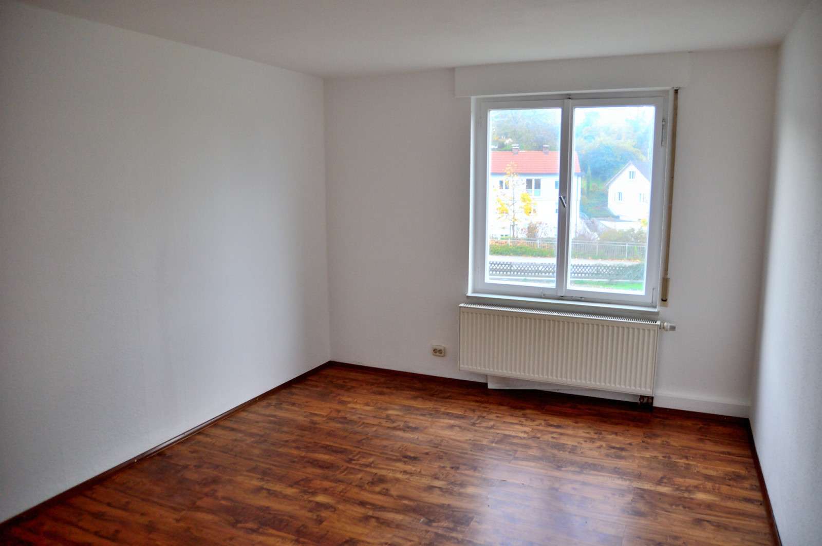 Immobilie in Überlingen - Solide Dreizimmerwohnung mit Garage & Gartennutzung in perfekter Lage von Überlingen.
Ihre Chance! - Bild 3