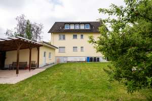 Gepflegtes Zweifamilienhaus in beliebter Lage von Butzbach – Die vollständige Adresse der Immobilie erhältst du vom Anbieter., 35510 Butzbach – Vorschaubild 2
