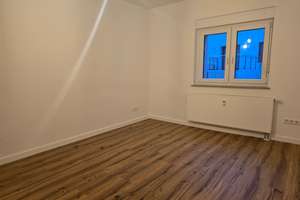 **Attraktive 2-Zimmer-Wohnung – Erstbezug nach umfassender Sanierung!**