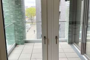 Helle 2 Zimmer mit Loggia im Neubau, Einbauküche, Parkett, Tagelichtbad mit Walk-In-Dusche, Aufzug – Hildesheimer Straße 452, 30519 Wülfel, Hannover – Vorschaubild 3
