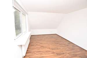 Südstadt: Gepflegtes, großes Haus mit 3 Wohnungen, Garten + Garage ... – Die vollständige Adresse der Immobilie erhältst du vom Anbieter., 38126 Südstadt-Rautheim-Mascherode, Braunschweig – Vorschaubild 6