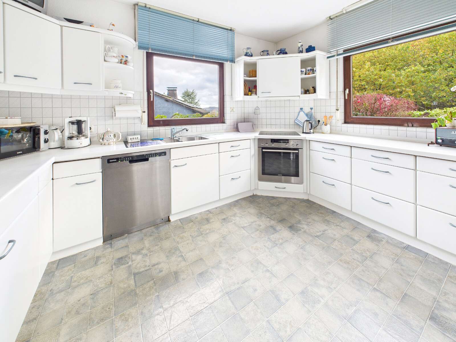 Immobilie in Herscheid - SCHADE IMMOBILIEN - Schönes Einfamilienhaus in perfekter Wohnlage von Herscheid! - Bild 13