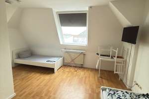 1 Zimmer auch an 2 vermietbar – 90763 Südstadt Industriegebiet, Fürth – Vorschaubild 2