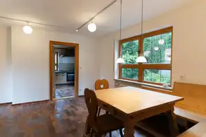 Einzigartiges Landhaus mit Einliegerwohnung, großem Garten und Bergblick – Miesbach (Kreis) – Vorschaubild 11