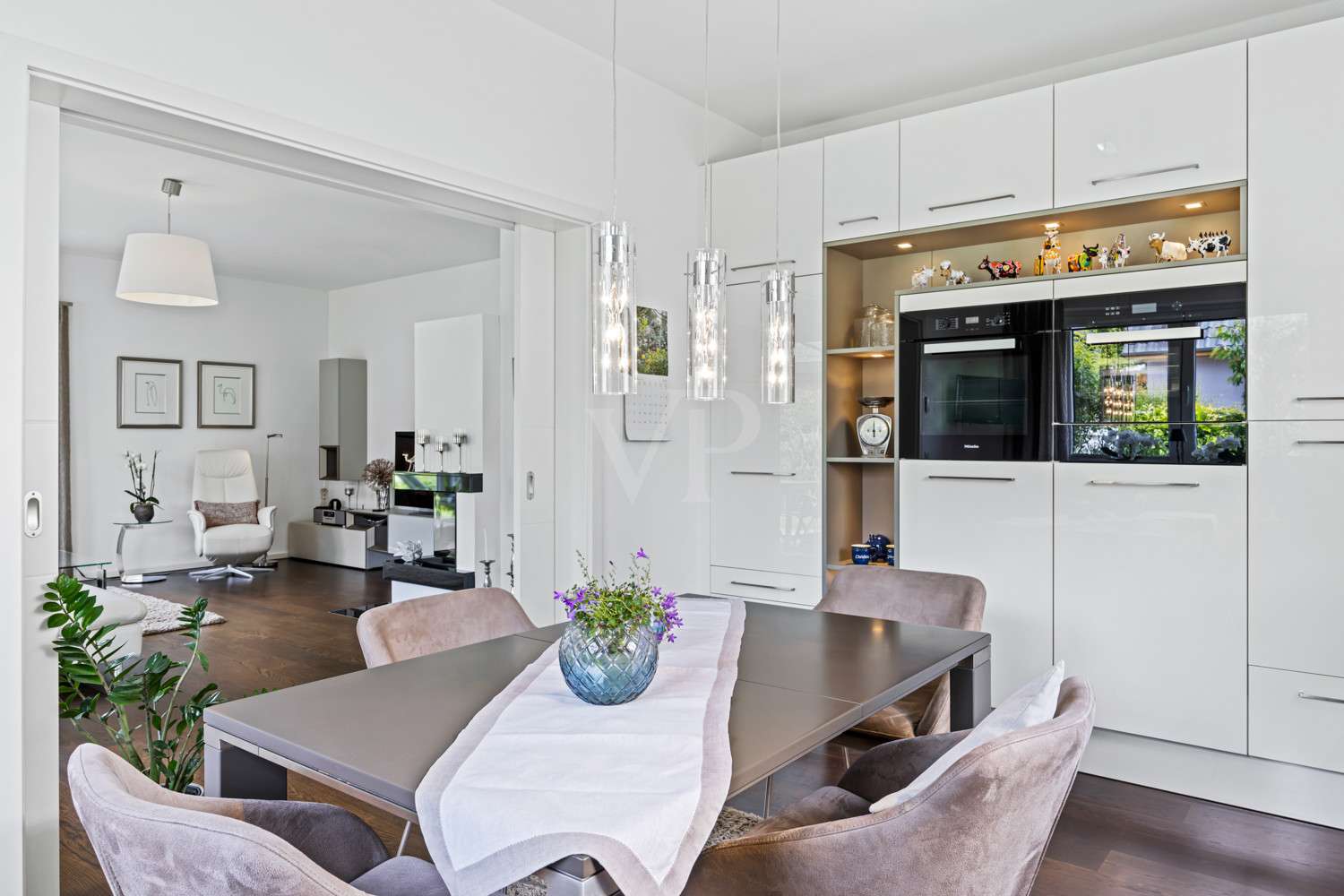 Immobilie in Elmenhorst/Lichtenhagen - 2 km vom Strand entfernt - Moderner, energieeffizienter Wohntraum mit herrlichem Grundstück in gehob - Bild 13