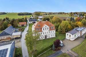 Herrschaftliches Schloss Oberleutersdorf – Denkmaljuwel mit Ferienwohntraum & großem Potenzial – Die vollständige Adresse der Immobilie erhältst du vom Anbieter., 2794 Leutersdorf – Vorschaubild 2