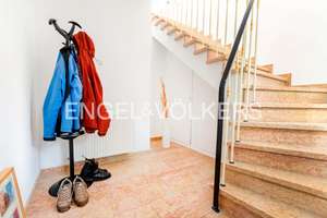 Energetisch sanierte 2-Familien Villa! Viel Platz für die Familie oder zum Wohnen mit mehreren Ge... – Die vollständige Adresse der Immobilie erhältst du vom Anbieter., 42853 Stadtpark, Remscheid – Vorschaubild 3