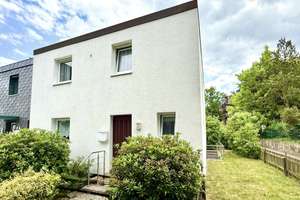 RUDNICK bietet GEPFLEGT + ZENTRAL: Reihenendhaus mit Garage in Neustadt am Rübenberge – Die vollständige Adresse der Immobilie erhältst du vom Anbieter., 31535 Neustadt am Rübenberge – Vorschaubild 19