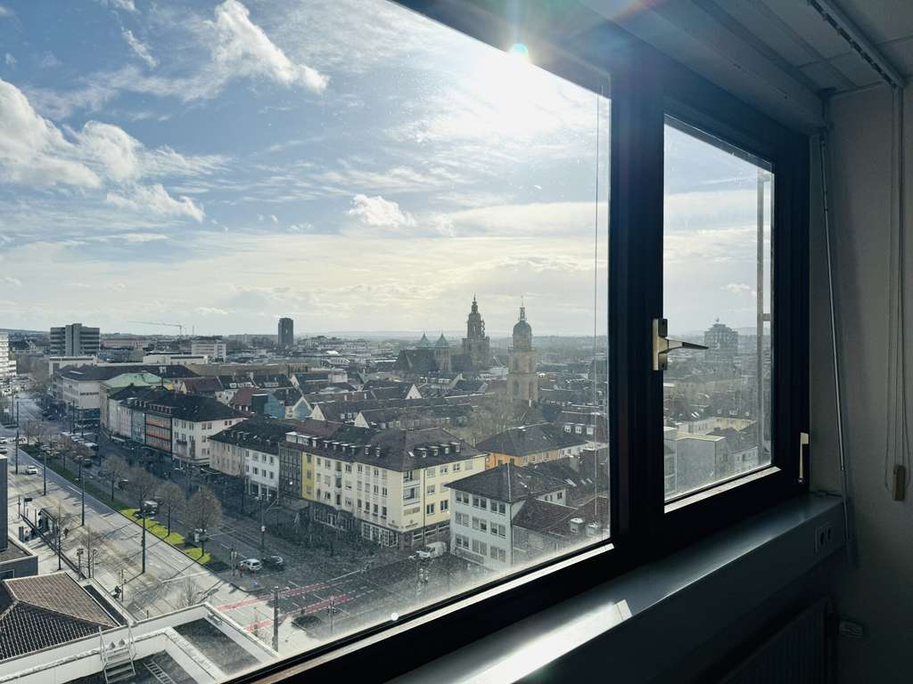 Immobilie in Heilbronn - 6,8 % Rendite | 5-Zimmer-WG in Bestlage Heilbronn | sofort Cashflow + Potenzial - Bild 0