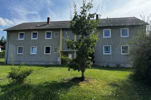 *Provisionsfrei* Weitramsdorf bei Coburg,  Mehrfamilienhaus direkt am Golfplatz – Zum Froschgrund 2, 96479 Coburg (Kreis) – Vorschaubild 1