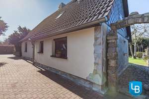 Wohnen mit Charme: Gepflegtes Haus mit romantischem Gartenparadies – Die vollständige Adresse der Immobilie erhältst du vom Anbieter., 24619 Bornhöved – Vorschaubild 25