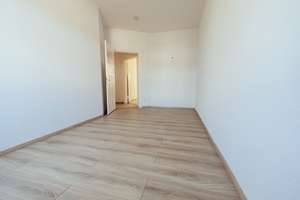 Viel Platz für Familien! 4-Zimmer-Wohnung mit zwei Balkonen in Stadtfeld Ost! – Wilhelm-Kobelt-Str.  9, 39108 Stadtfeld Ost, Magdeburg – Vorschaubild 11