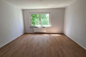 Schön und gemütlich! Renovierte 3,5 Raum Wohnung in ruhiger Lage!!! Balkon!! – Saarbrücker Straße 32, 45884 Rotthausen, Gelsenkirchen – Vorschaubild 2