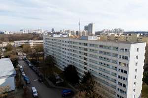 RE/MAX - 2-Zimmer Whg. nähe Olympia-Einkaufs-Zentrum! – Die vollständige Adresse der Immobilie erhältst du vom Anbieter., 80993 Alt-Moosach, München – Vorschaubild 2