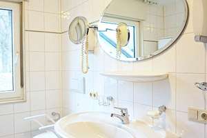 TRAUMHAFTE AUSSICHT, VIEL PLATZ + PRIVATSPHÄRE! IHR FREISTEHENDES ZUHAUSE IN HÖHEN-RANDLAGE – Die vollständige Adresse der Immobilie erhältst du vom Anbieter., 63846 Laufach – Vorschaubild 28