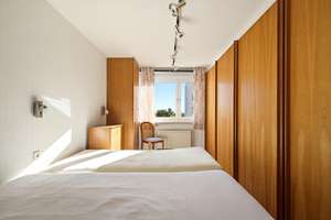 Wohntraum mit Weitblick: Lichtdurchflutete 3-Zimmer-Wohnung mit Loggia ins Grüne – Die vollständige Adresse der Immobilie erhältst du vom Anbieter., 76228 Durlach, Karlsruhe – Vorschaubild 16