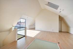 Traumhafte Dachgeschoss Maisonette-Wohnung in Bestlage – Lucile-Grahn-Straße 40, 81675 Steinhausen, München – Vorschaubild 5