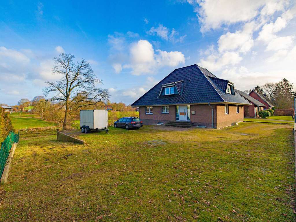 Immobilie in Sankt Michaelisdonn - Viel Platz für Leben, Familie und Zukunft | Großzügiges, saniertes Zuhause in Sackgassenendlage - Bild 1