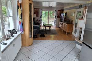 Wohnhaus mit drei Wohneinheiten, ideal für die junge Familie und den Kapitalanleger – Die vollständige Adresse der Immobilie erhältst du vom Anbieter., 77784 Oberharmersbach – Vorschaubild 2