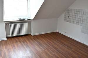 Attraktive, frisch sanierte und helle 3-Zimmer DG Wohnung (4. OG) im unteren Gründerzeitviertel – Goethestraße 7, 41061 Eicken, Mönchengladbach – Vorschaubild 6