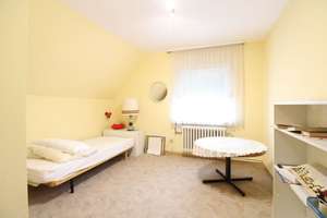 Charmantes Einfamilienhaus mit Schwimmhalle, Wintergarten und Kamin – Okal Fertighaus – Die vollständige Adresse der Immobilie erhältst du vom Anbieter., 38124 Stöckheim-Leiferde, Braunschweig – Vorschaubild 16