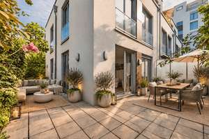 Eine Seltenheit am Engelbecken – Neuwertiges Townhouse, ruhig gelegen und von Natur umgeben – 10179 Mitte (Ortsteil), Berlin – Vorschaubild 6