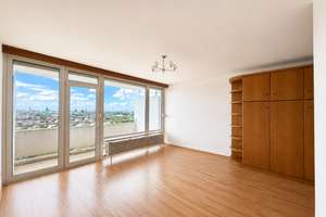 Leerstehendes Apartment mit Domblick und Balkon in direkter Rheinnähe – Die vollständige Adresse der Immobilie erhältst du vom Anbieter., 51105 Poll, Köln – Vorschaubild 3