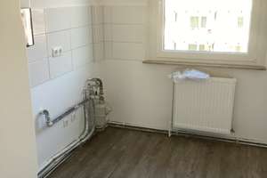 Moderne 3- Zimmerwohnung  mit XXL Sonnenbalkon – Schierholzstr. 102, 30655 Groß-Buchholz, Hannover – Vorschaubild 4