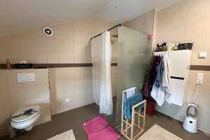 * Zwei DHH plus Einliegerwohnung auf großem Grundstück * – Die vollständige Adresse der Immobilie erhältst du vom Anbieter., 73568 Durlangen – Vorschaubild 12