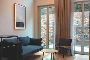 living smart - Möblierte Luxus-Suite mit Galerie und Terrasse im Herzogpark