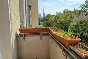 Hauptstadtmakler-Bezugsfreie Traumwohnung in Top-Lage – Die vollständige Adresse der Immobilie erhältst du vom Anbieter., 10405 Prenzlauer Berg, Berlin – Vorschaubild 2