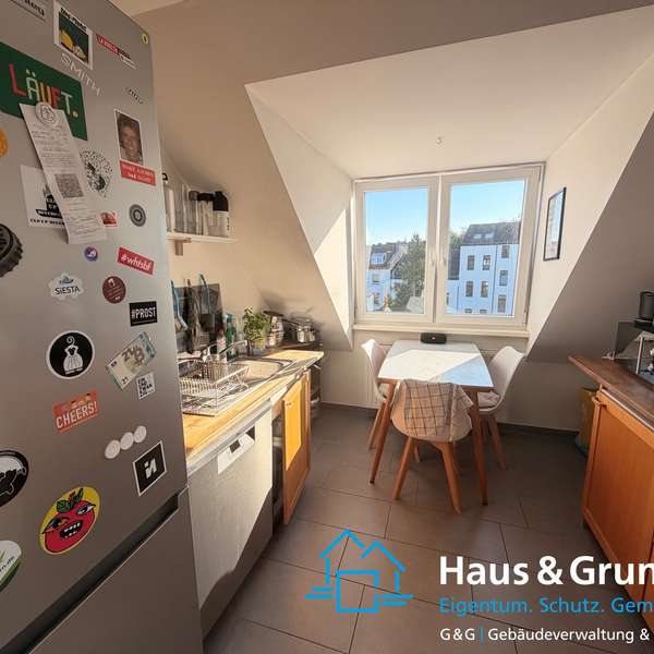 *** helle, charmante WG-taugliche 3-Zimmer-Wohnung - im beliebten Westviertel ***