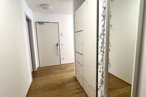 NEU! Traumhafte 4,5 ZKB-ETW mit EBK, 2 Bäder, Terrasse, Garten und TG im Herzen von Wiesbaden! – Die vollständige Adresse der Immobilie erhältst du vom Anbieter., 65189 Südost, Wiesbaden – Vorschaubild 8