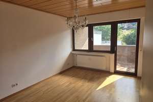 Wohnen mit Charakter: 3-Zimmer-Wohnung in Bonn-Bad Godesberg – Deutschherrenstraße 186, 53177 Lannesdorf, Bonn – Vorschaubild 2