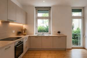 Besonderes Altbauensemble nahe der Schloßstraße - umfassend saniert mit großzügigem Sonnenbalkon! – Die vollständige Adresse der Immobilie erhältst du vom Anbieter., 12161 Friedenau, Berlin – Vorschaubild 3
