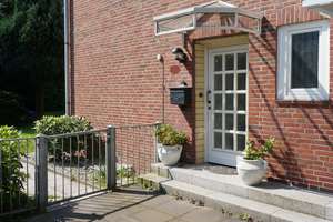 Reihenendhaus in ruhiger Lage mit 5,5 Zimmern und großem Garten in Hamburg Langenhorn – Die vollständige Adresse der Immobilie erhältst du vom Anbieter., 22419 Langenhorn, Hamburg – Vorschaubild 4