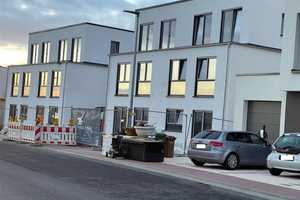 ***ERSTBEZUG***NEUBAU***moderne Doppelhaushälfte mit zwei Dachterrassen – Main-Kinzig-Kreis – Vorschaubild 3