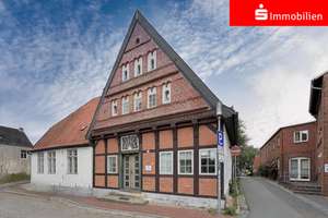 Historisches Juwel mit Spitzenrendite – Die vollständige Adresse der Immobilie erhältst du vom Anbieter., 25704 Meldorf – Vorschaubild 1